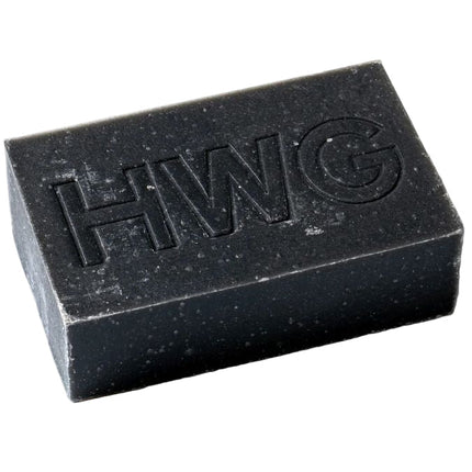 hardworking-gentlemen-tea-tree-charcoal-soap-1