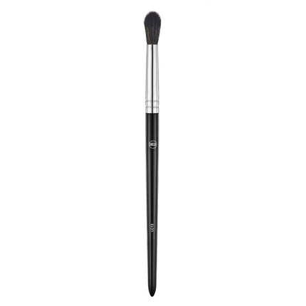 lurella-cosmetics-diffused-crease-brush-lc13-1