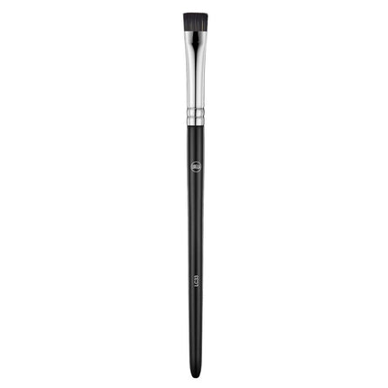 lurella-cosmetics-tightline-brush-lc33-1