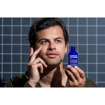 blu-atlas-volcanic-ash-gel-cleanser-3