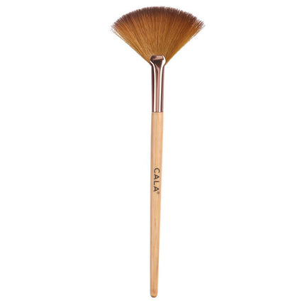 cala-natural-bamboo-fan-brush-1