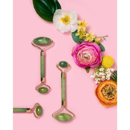 earth-harbor-naturals-island-jade-rose-gold-gemstone-facial-roller-5