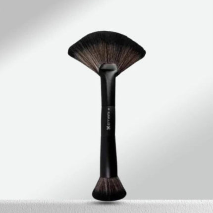 emani-cosmetics-duo-fan-brush-1