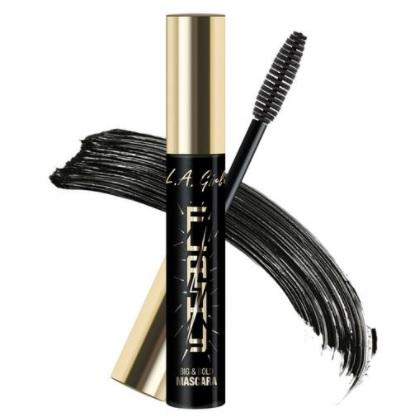 flashy-mascara-a-a-girl-mascara