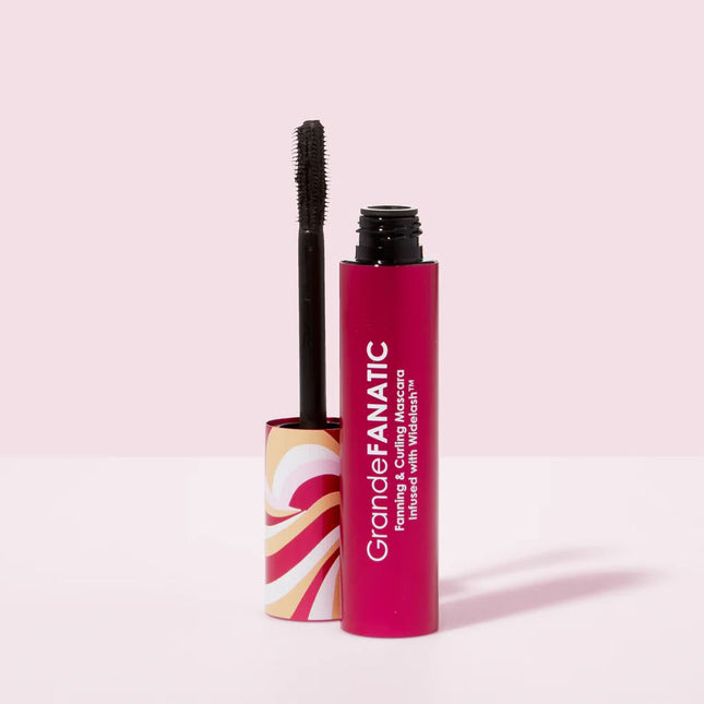 Grande-Cosmetics-Grandefanatic-Fanning-Curling-Mascara-Infused-With-Widelash-1