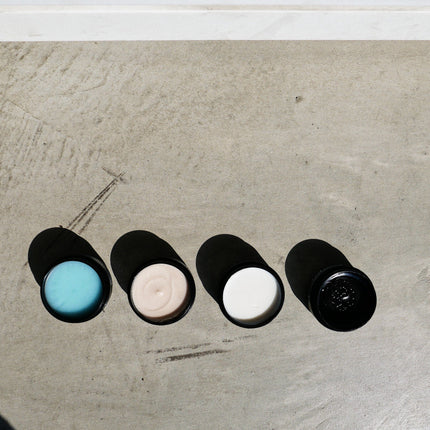 J Beverly Hills Molding Putty