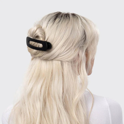 kitsch-black-tort-flat-lay-claw-clips-2pc-set-4