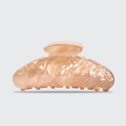 kitsch-blonde-marble-claw-clip-4