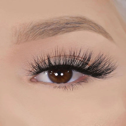 lurella-cosmetics-3d-mink-eyelashes-games-2