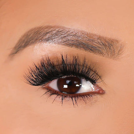 lurella-cosmetics-3d-mink-eyelashes-hot-mess-2