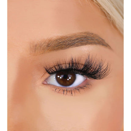 lurella-cosmetics-3d-mink-eyelashes-larger-than-life-2
