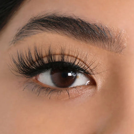 lurella-cosmetics-3d-mink-eyelashes-limitless-2