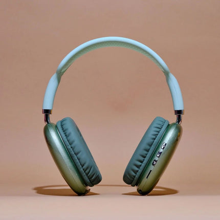 lurella-cosmetics-alex-headphones-2