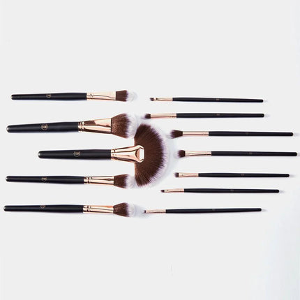 lurella-cosmetics-stay-glam-brush-set-1