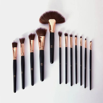 lurella-cosmetics-stay-glam-brush-set-3