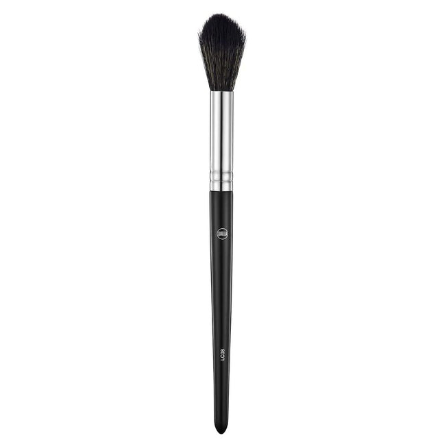 lurella-cosmetics-tapered-highlight-brush-lc08-1