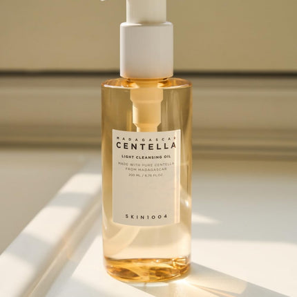 SKIN1004 Madagascar Centella Light Cleansing Oil