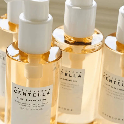 SKIN1004 Madagascar Centella Light Cleansing Oil