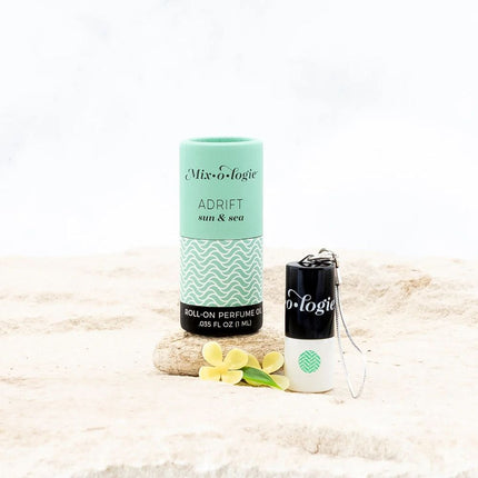 mixologie-adrift-sun-sea-keychain-mini-rollerball-perfume-1-ml-2