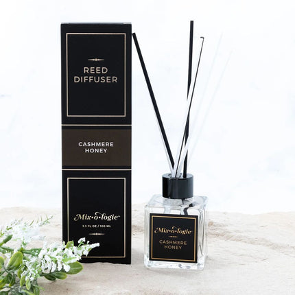 mixologie-cashmere-honey-reed-diffuser-2