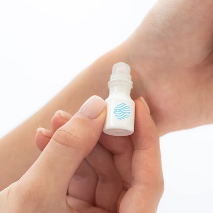 mixologie-free-ocean-mist-keychain-mini-rollerball-perfume-1-ml-3