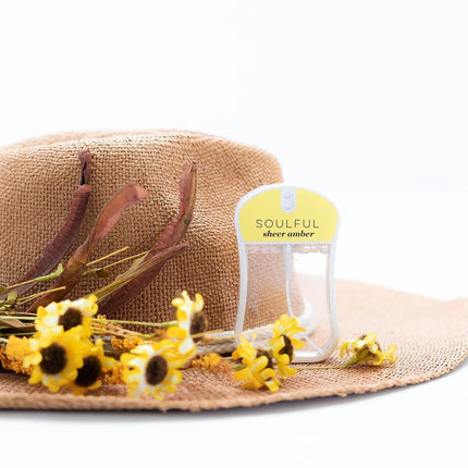 mixologie-soulful-sheer-amber-moisturizing-body-mist-3