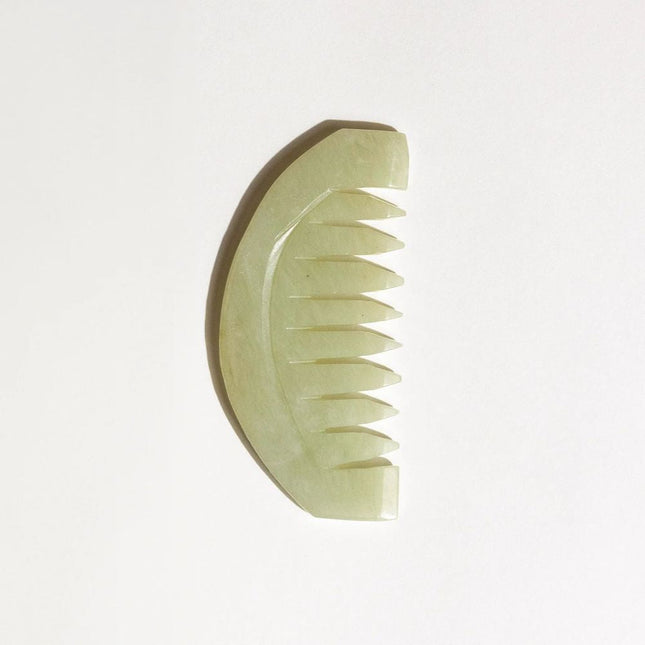 najeau-gua-sha-scalp-comb-1.jpg