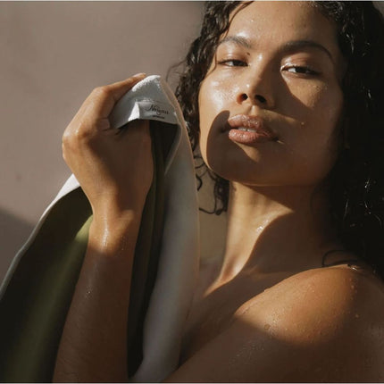 najeau-hair-towel-4.jpg