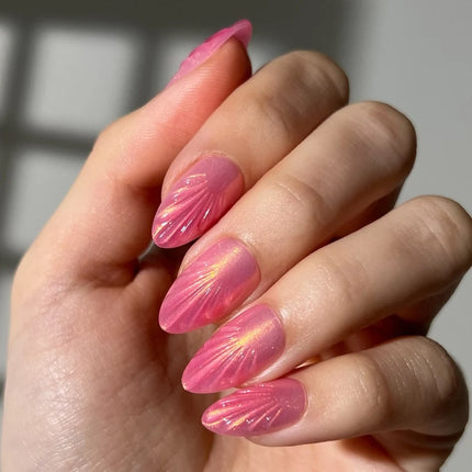 Paint Lab Mermaid Shell Press-On Nails