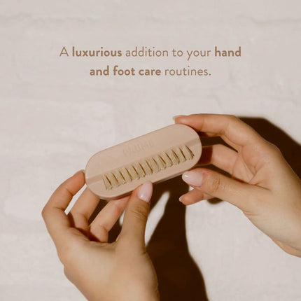 paume-hand-nail-brush-2