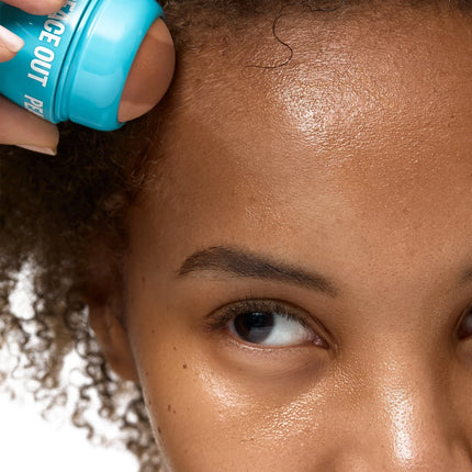 Peace Out Instant Oil Control Roller W/ Halloysite Clay
