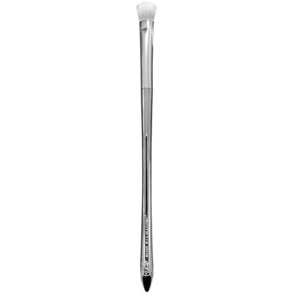 rude-cosmetics-silver-bullet-small-eyeshadow-brush-1