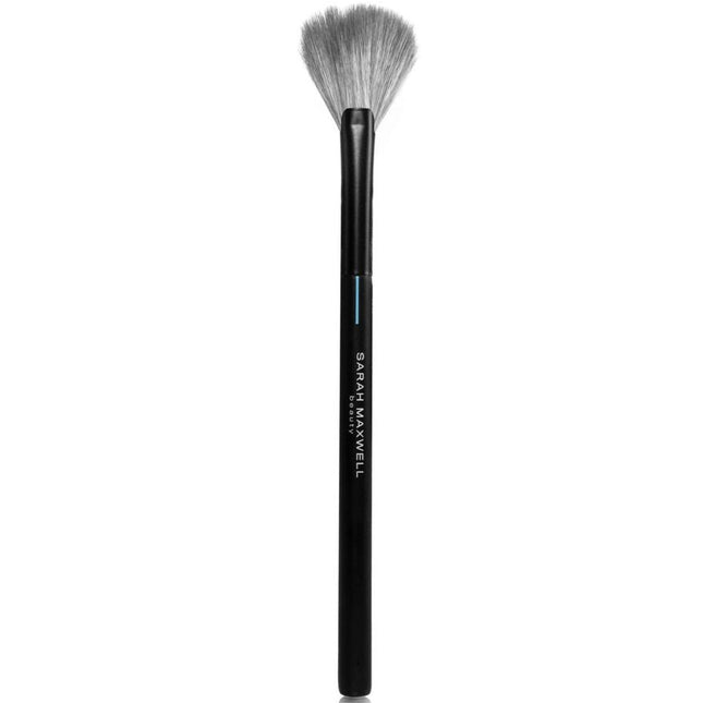 sarah-maxwell-beauty-the-launder-brush-1