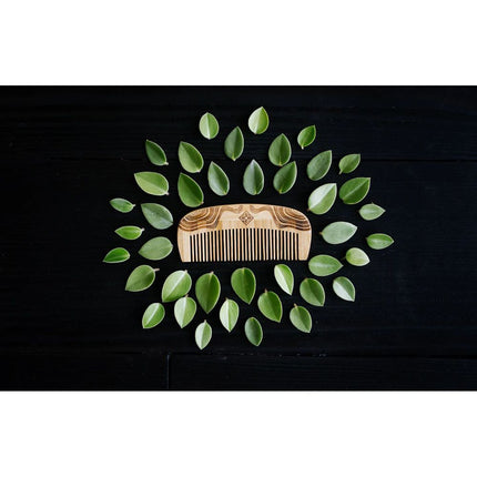 viori-beauty-bamboo-narrow-tooth-comb-2